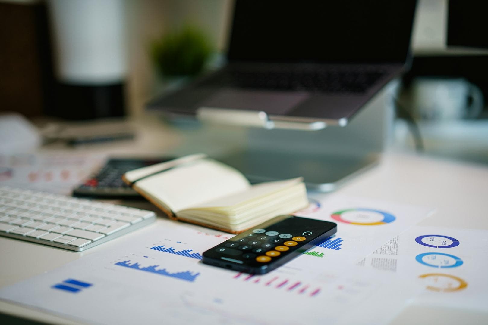El fundador de Curve propone una solución basada en el mercado para el problema de $700K de deuda mala en lugar de la ayuda de Aave