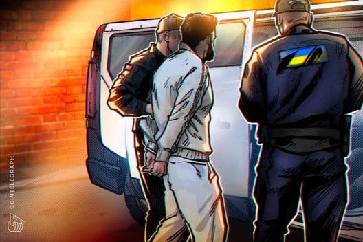 Ucrania arresta a sospechoso de cibercrimen buscado por el FBI e incauta $11M en activos