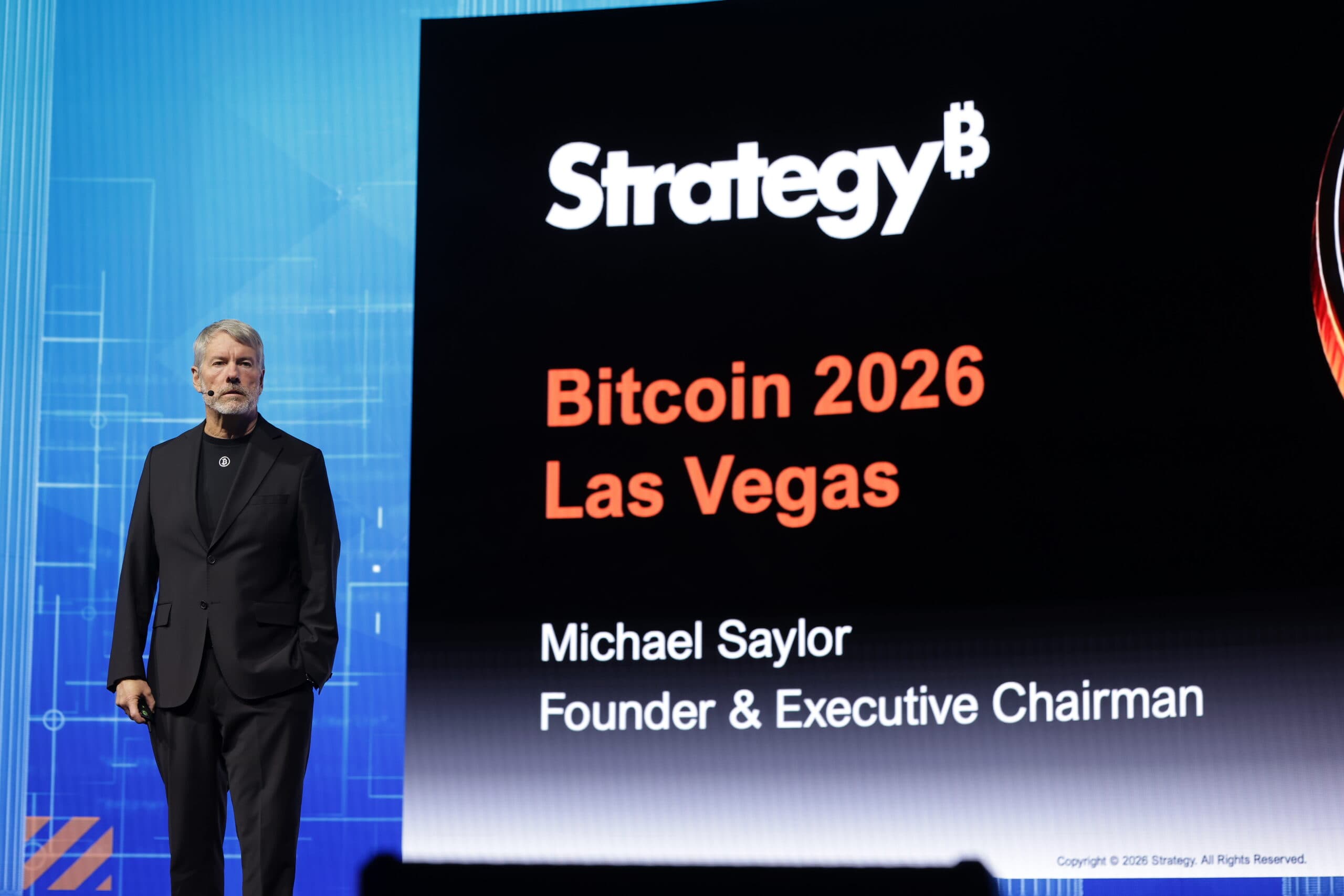 Las acciones de Strategy (MSTR) suben un 9% mientras el precio de Bitcoin vuelve a los $78,000