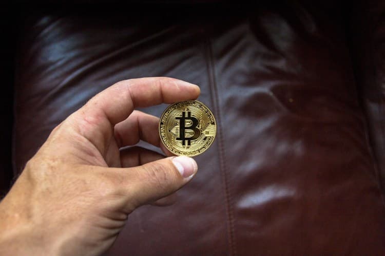 Analista Afirma que Bitcoin Llegará a $170,000: Cuándo Comprar y Cuándo Vender
