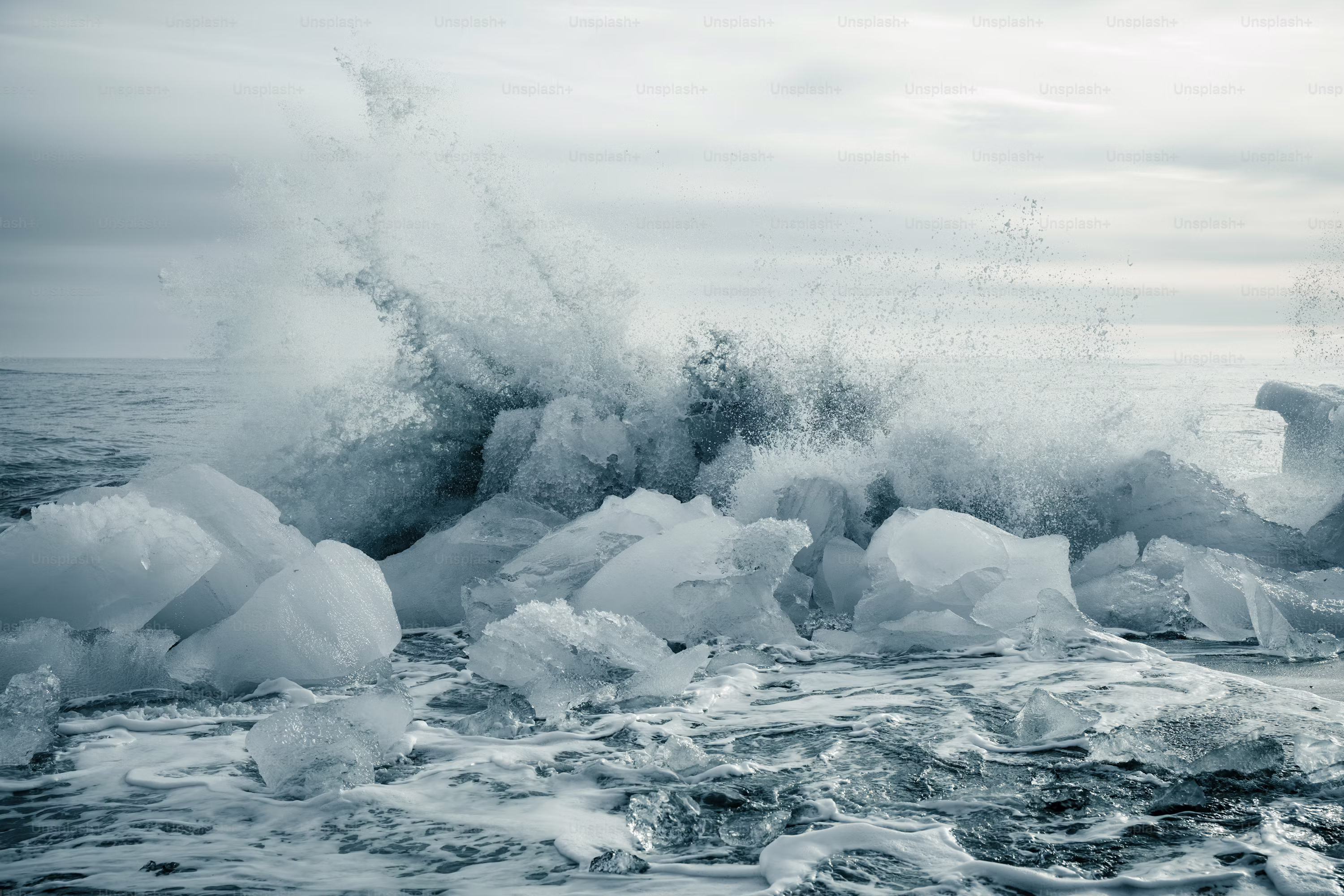 Se Borran Más de Medio Billón de Dólares Mientras Bitcoin se Fija en $70,000