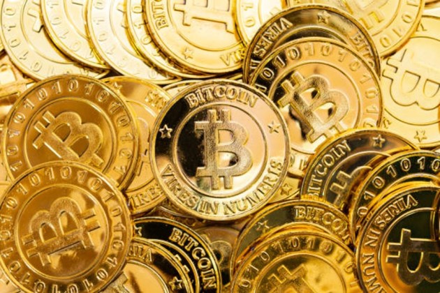 Las Reservas de Bitcoin en Exchanges Caen al Nivel Más Bajo – Por Qué Esto Podría No Ser Alcista