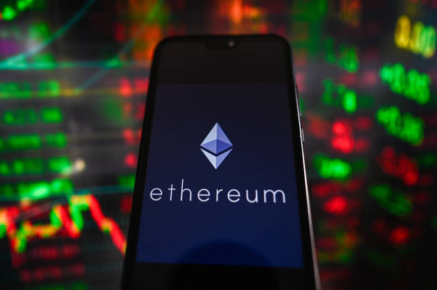 ¿El precio de Ethereum volverá a caer por debajo de $2,000 tras las ventas de ballenas?