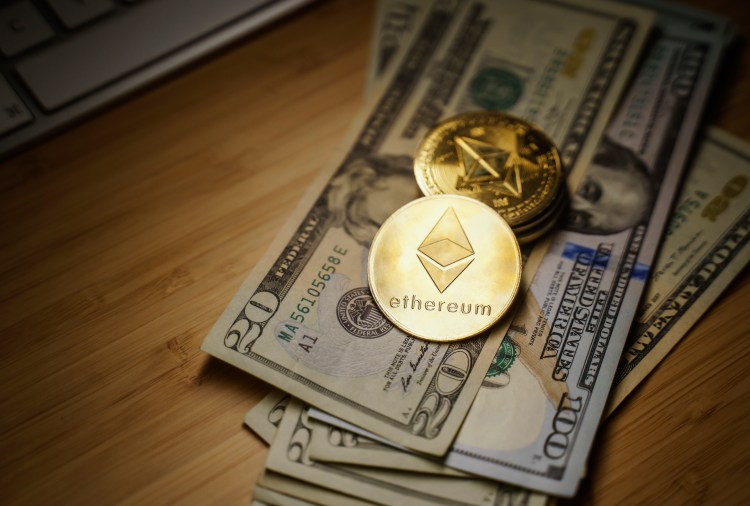 El precio de Ethereum cae por debajo del soporte psicológico de $2,000 — ¿Qué sigue?