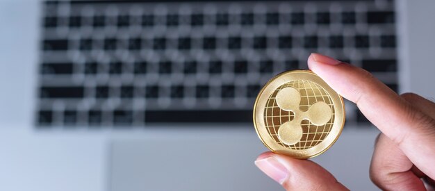 La Actividad de Usuarios en XRP Ledger Se Contrae con una Caída en el Número de Carteras Activas