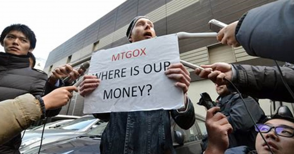 Reliquias de una Revolución, Parte I: De Pie Afuera en el Frío