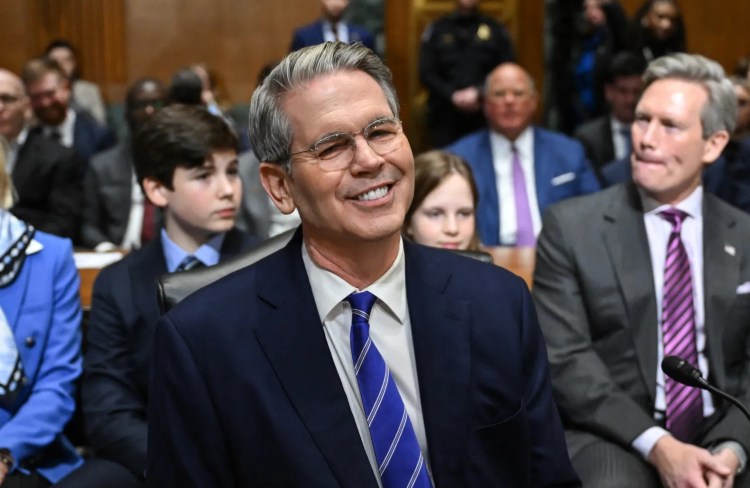 Bessent Presiona al Congreso Sobre Normas de Cripto Mientras Se Agota el Tiempo en el Senado