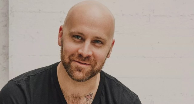 Ejecutivo de Cripto Joe McCann Bajo Escrutinio Tras la Muerte de su Prometida en Zanzíbar