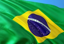 Descubren que código de piloto de CBDC de Brasil puede congelar o reducir fondos Bandera Brasil